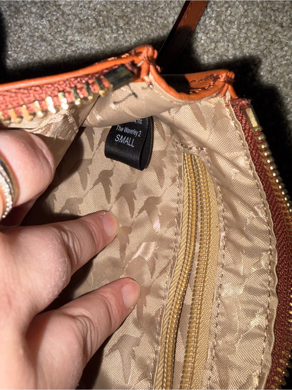 Lo & Sons Waverly Small Crossbody Bag in Sienna/Gold/Camel - Picture 5 of 10